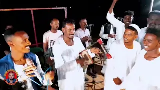 المبدع جادالله والامبرطور احمد الصديق كتير بي لهفه ليك ناديت وعارفك انت سامعني 