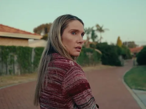 What we bring (trailer)