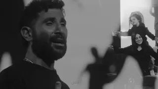                   احمد سعد   بيروحوا حبايبي حد ف التاني والدنيا جاية عليا تعباني دندنها