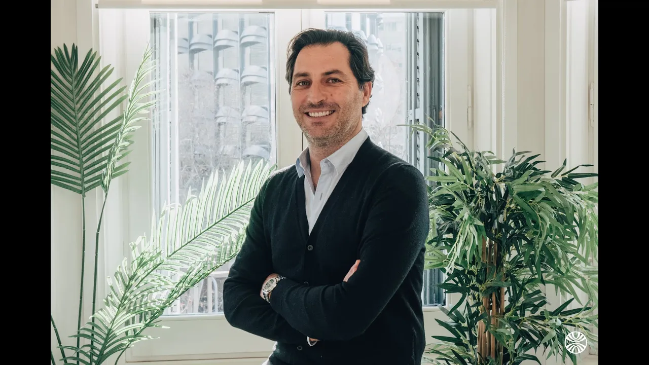 Rencontrez Julien, fondateur et CEO chez Infonet