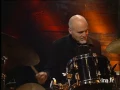 Aldo Romano Trio "Blue Bamboo Blue" (live officiel) | Archive INA