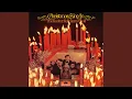 Download Lagu Happy Holiday / I Saw Mommy Kissing Santa Claus (Medley)