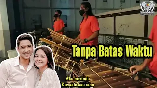 Download IKATAN CINTA ( Tanpa Batas Waktu ) Cover By _ Angklung Solo |• Gajah Krumpyung  _ Hotel Harris Solo. MP3