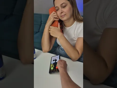If he calls, don't pick up 😲😂