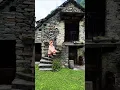 Lagu Kehidupan Sederhana yang Bertahan Ratusan Tahun di Desa Foroglio, Swiss.