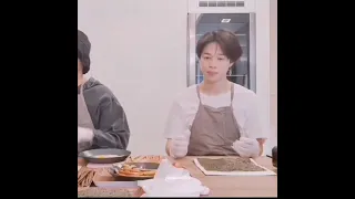 تصاميم بي تي اس مضحكة مقاطع بي تي اس قصيرة اضحك مع بي تي اس مواقف بي تي اس مضحكة ضحك فيديوهات مضحكة 