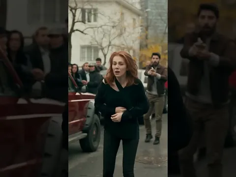 O Kornaya Bir Daha Basarsan, Seni Direksiyonla Beraber Dışarı Alırım! - Çarpışma #shorts