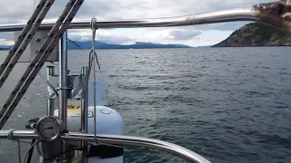 Light wind sail in Salish sea’s Gulf island – Sailing Oka Solo –