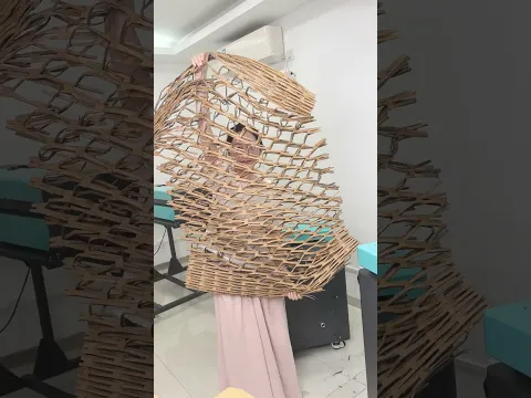 Laden Sie Ersatzkartons nicht für niedrigen Lohn an Recycler ab. Verwandeln Sie ungenutzte Kartons mit dem Zerkleinerer-Expander in brauchbares Polsterpapier.