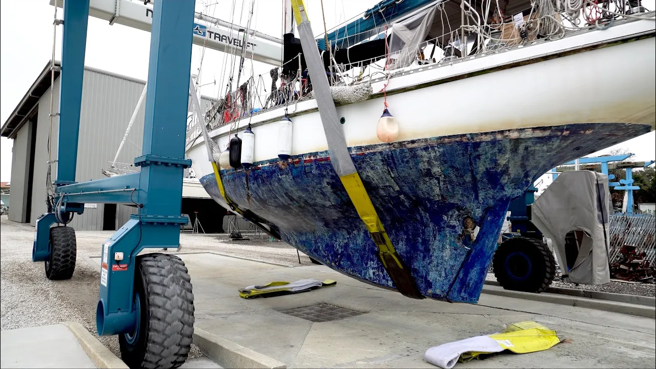 Can You DIY Haul Out in Florida?! | Sailing Wisdom [S5 Ep18]