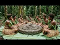 Lagu Korowai Life in Papua Hunting, Building \u0026 Living with King Cobras