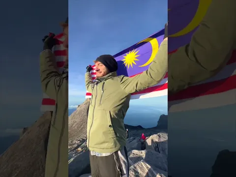 Download MP3 When You FINALLY Reach The Top Of Mount Kinabalu (4095m) 🇲🇾