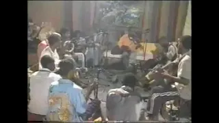 الفنان صالح دڨدوڨة دندنها