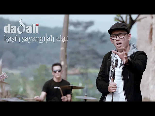 Download MP3 Dadali - Kasih Sayangilah Aku (Official Video)