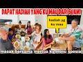 Download Lagu DAPAT HADIAH DARI SUAMI YANG KU IMPIKAN DAN MASAK BERSAMA MERTUA KESUKAAN KELUARGA‼️