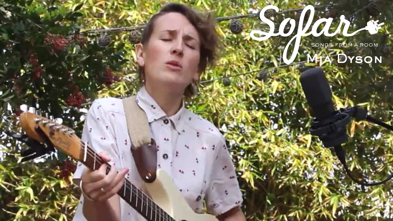 Mia Dyson - When The Moment Comes | Sofar San Diego