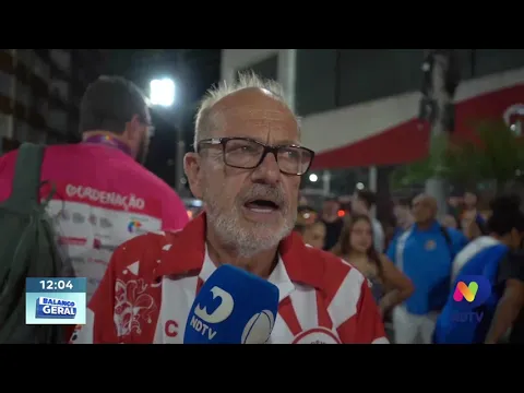 Desfile de Carnaval em Joaçaba: Um show de cores e alegria