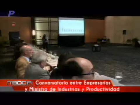 Conversatorio entre empresas y ministro de industrias y productividad