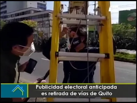 Publicidad electoral anticipada es retirada de vías de Quito
