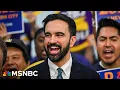 Download Lagu Momentum for Mamdani: Zohran racks up Dem endorsements \u0026 leads Cuomo by double-digits