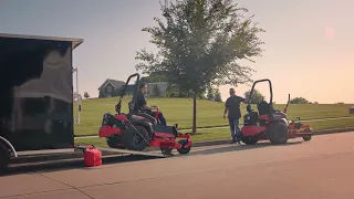 Gravely Commercial Zero-Turn Lawn Mowers