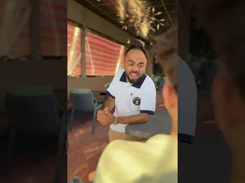 اغبى عامل بالعالم😂😂