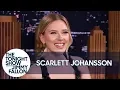 Video di Scarlett Johansson Teases Black Widow, Forbids Michael Che to Throw Colin Jost's Bachelor Party