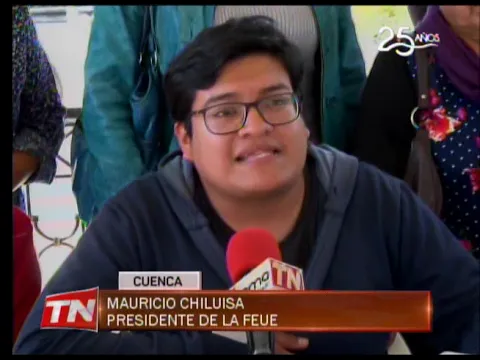 Estudiantes y padres de familia rechazan reducción de presupuesto universitario