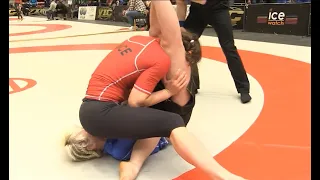 female jiu jitsu triangle choke submission womens 58 kg oceane talvard vs anny hammarsten