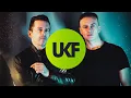 Download Lagu Matrix \u0026 Futurebound \u0026 York - On The Beach