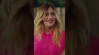 هل جمال أردم حقيقي رائحة الفراولة Shorts 