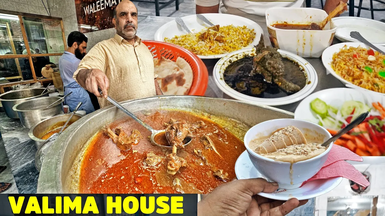 Valima House   Traditional Wedding Menu   Cholay Pathoray in Urdu Bazar Lahore, Street Food Pakistan