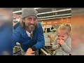 Adorable Little girl freaks out over meeting Aaron Rodgers at grocery store