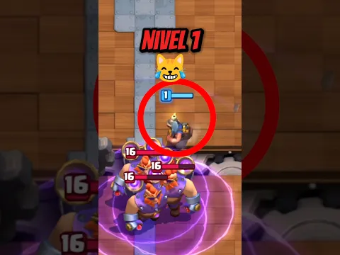 MINERO NIVEL 1 vs GIGANTE ELÉCTRICO NIVEL 16 😂 #clashroyale