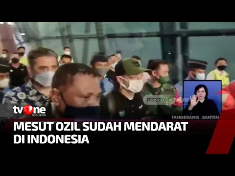 Mesut Ozil, Eks Pemain Arsenal Tiba di Bandara Soetta