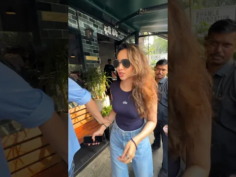 Rakul Preet Singh & Jackky Bhagnani Spotted In Bandra Looking Stylish! 🔥 #Shorts