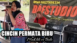 pecah ketika orang bule ngiringi ibu ibu rewang nyanyi mirip suara rita sugiarto
