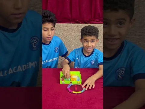 #سليم_حمزة  حمزة اكل ملح البحر 😀😀😀 #تحدي #الاشباح