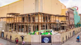 Jimmy Fallon s Race Through New York Ride - Footage Construction Guest Reactions
