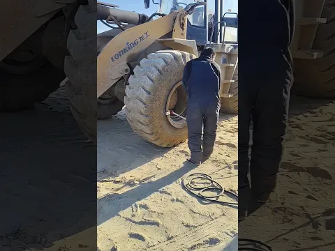Use These Special Clips — The Smart Way To Remove Heavy Equipment Wheel Rings