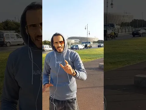 نزار حماق ليهم فملعب الرباط🤣