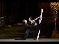 Download Lagu Zwanenmeer - Coda uit de pas de deux van de Zwarte Zwaan in Act III (The Royal Ballet)