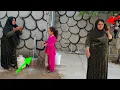 Download Lagu Sogoli's ergernis: Sogoli Khanum's woede over Masoumeh's gedrag jegens Amineh