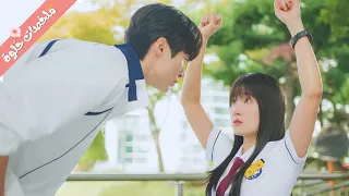 بنت كيوته مصابة بشلل بتحاول تنقذ حياه ايدول بتحبه بس كل مرة بتتحط قدامه فموقف أحرج من أول ملخص مسلسل 