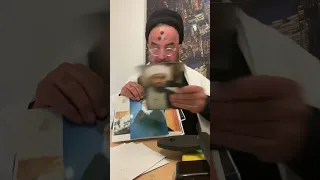 شاهدوا مصطفى الحجي يضرب سيد مقتدى الصدر وعصابته بالنعال الاصفر قبل الاسود اجعوووووص 