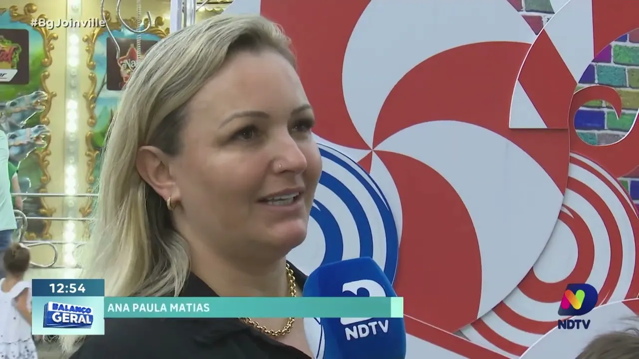 Natal Inclusivo: Joinville Encanta com Decorações para Deficientes Visuais