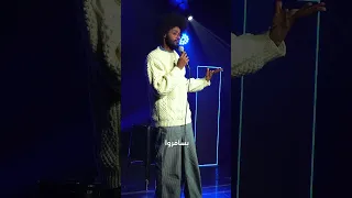 مصطفى وأسئلة وجودية                                              دندنها