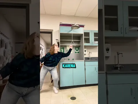 Kenapa Ada Shower Aneh di Laboratorium Sekolah? 😨