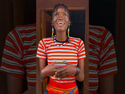 Visitors are hosted outdoors 😁not inside the house in this African Ugandan village 🛖
