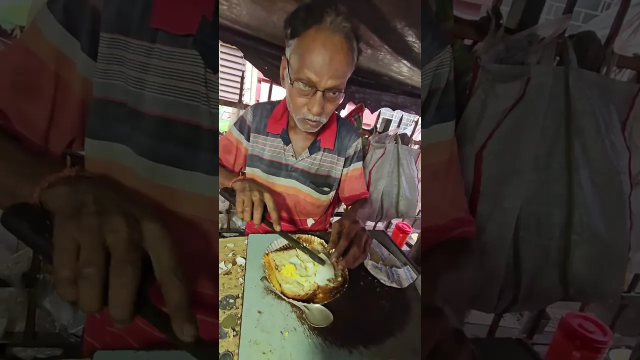 Kaka Preparing Egg Sandwich #shorts #ashortaday #indianstreetfood